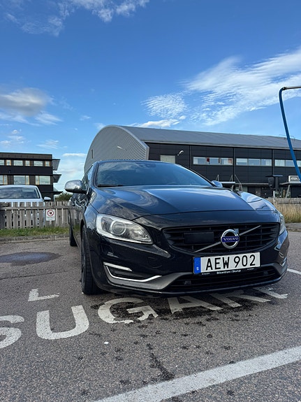 Volvo S60 3 of 25