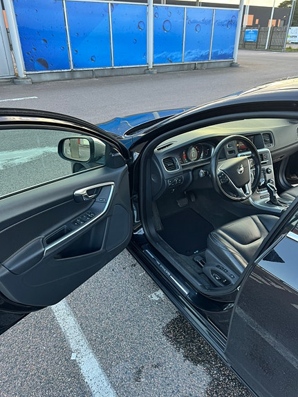 Volvo S60 20 of 25