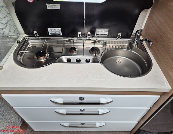 Hobby 460 UFE DE LUXE 11 of 15