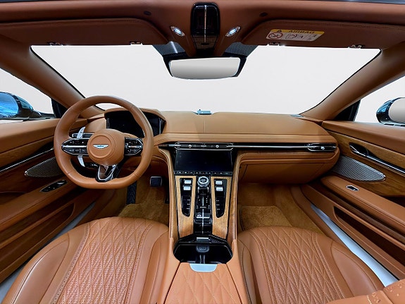 Aston Martin DB12 11 of 27