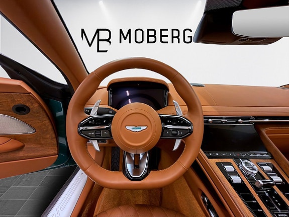 Aston Martin DB12 20 of 27