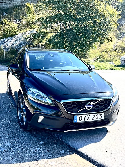 Volvo V40 Cross Country 4 of 11