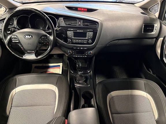 Kia Ceed 8 of 10