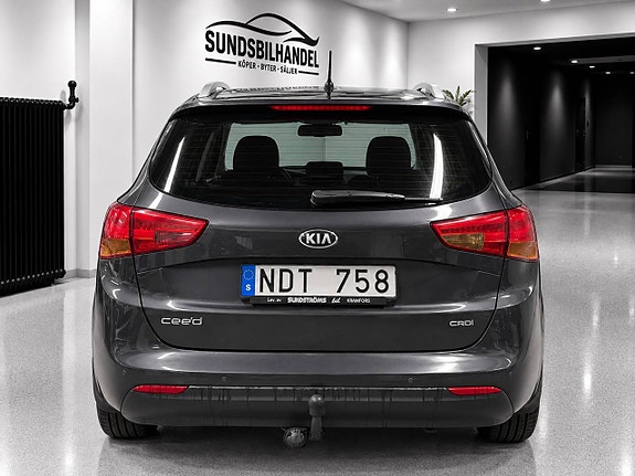 Kia Ceed 4 of 10