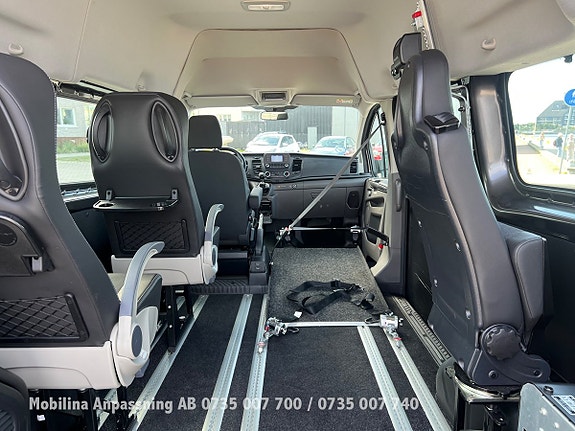 Ford Transit Custom 14 of 24