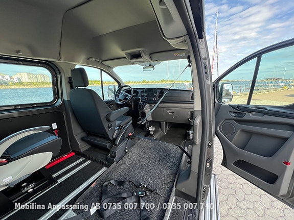 Ford Transit Custom 24 of 24