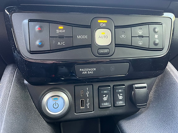 Nissan Leaf 5 of 13