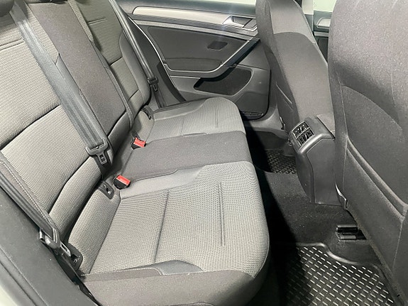 Volkswagen Golf I 14 of 18