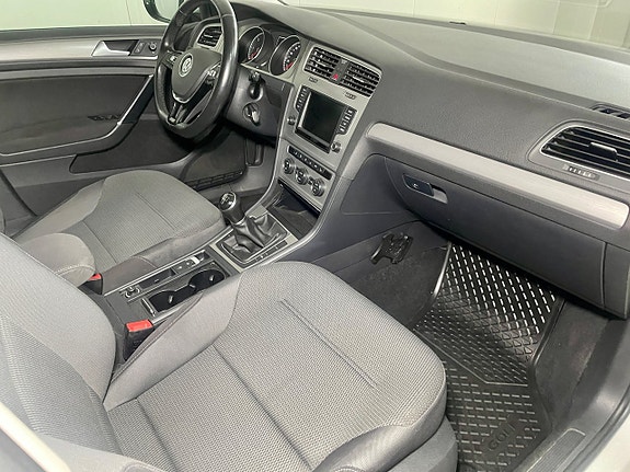 Volkswagen Golf I 11 of 18