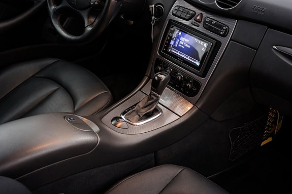 Mercedes-Benz CLK240 20 of 21
