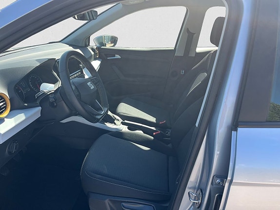 Seat Arona 7 of 14