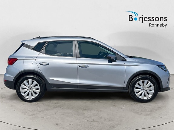 Seat Arona 2 of 14