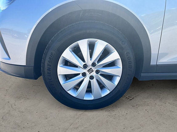 Seat Arona 6 of 14