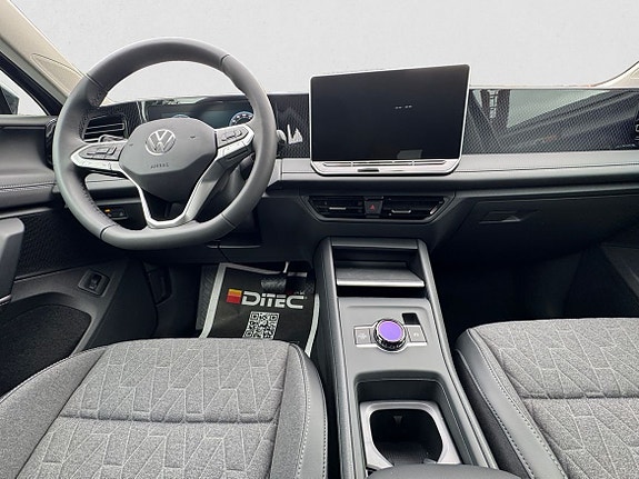 Volkswagen Tiguan 9 of 12