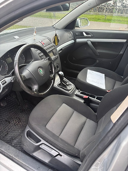 Skoda Octavia 5 of 7