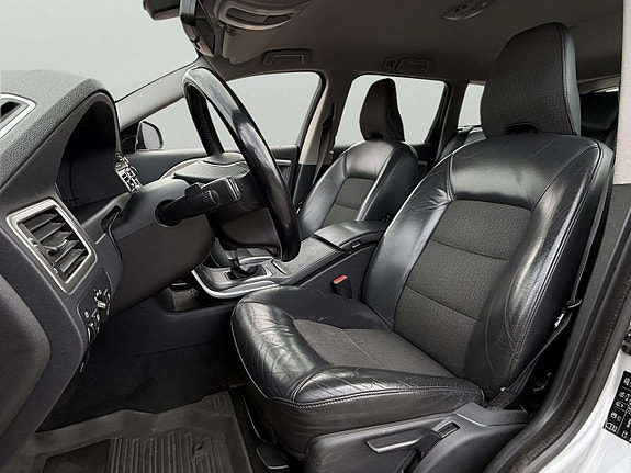 Volvo V70 12 of 23
