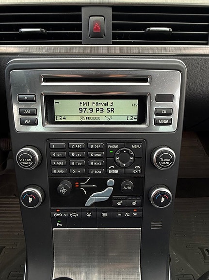 Volvo V70 17 of 23