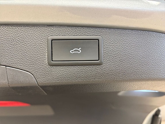 Volkswagen Passat 17 of 18