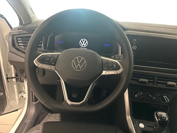 Volkswagen Polo 11 of 14