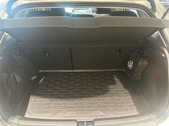 Volkswagen Polo 14 of 14