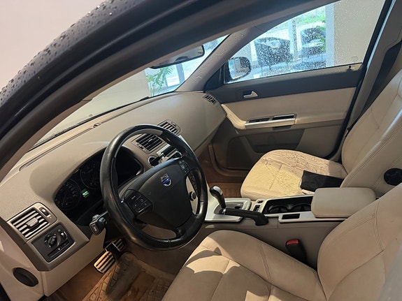 Volvo S40 6 of 8