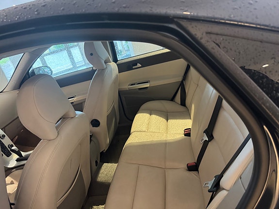 Volvo S40 8 of 8