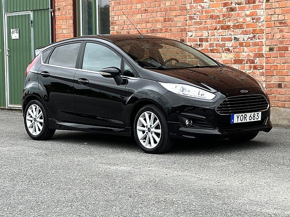 Ford Fiesta 9 of 15