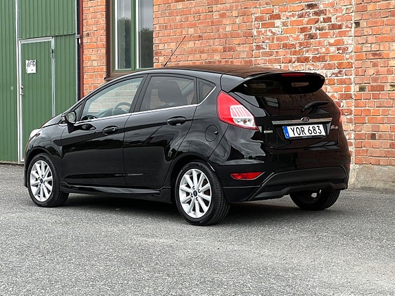 Ford Fiesta 5 of 15