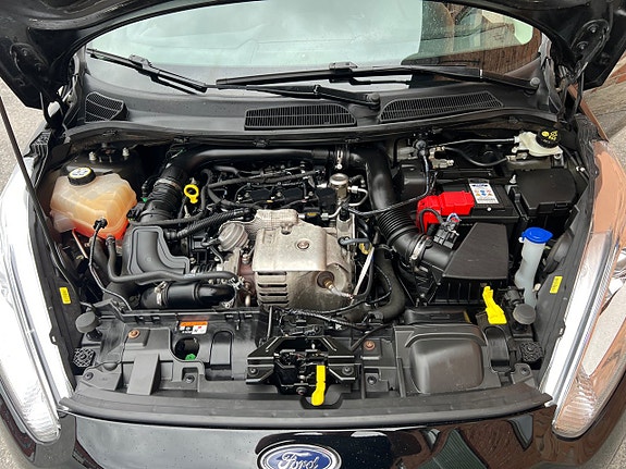 Ford Fiesta 15 of 15