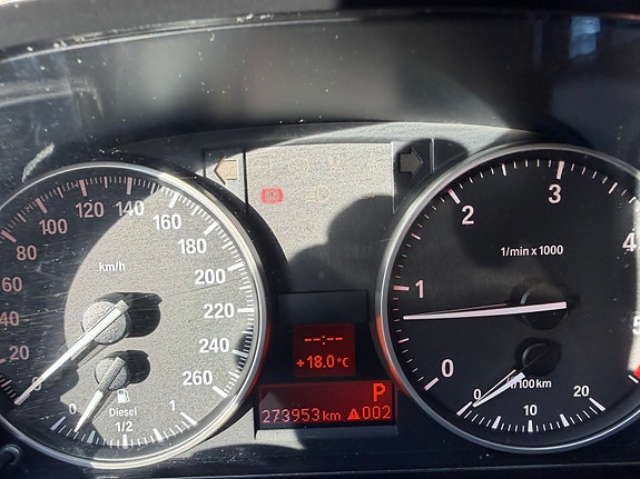 BMW 320d 6 of 9