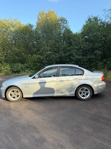 BMW 320d 5 of 9