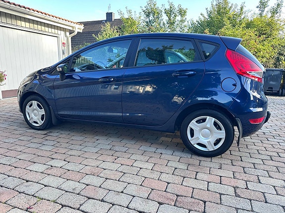 Ford Fiesta 16 of 30