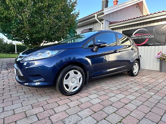 Ford Fiesta 5 of 30