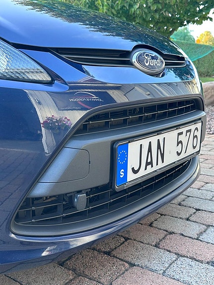Ford Fiesta 27 of 30