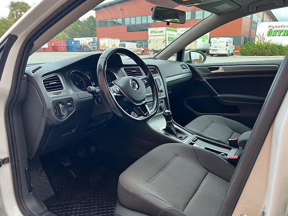Volkswagen Golf I 11 of 18
