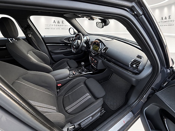 MINI Clubman Cooper S 17 of 17