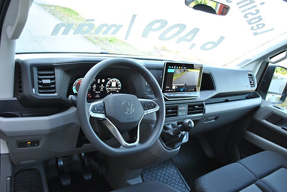 Volkswagen Crafter 7 of 23