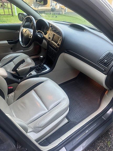 Saab 9-3 8 of 9