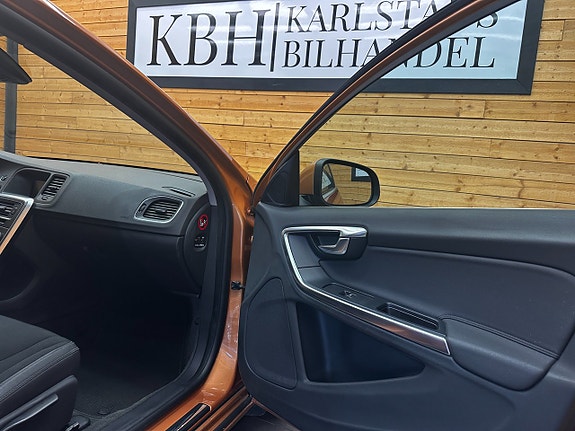Volvo S60 20 of 23