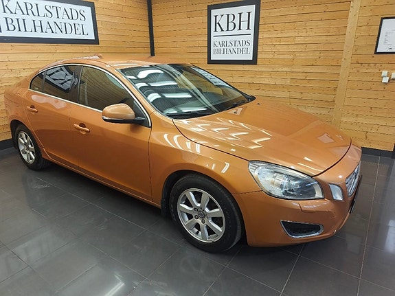 Volvo S60 8 of 23