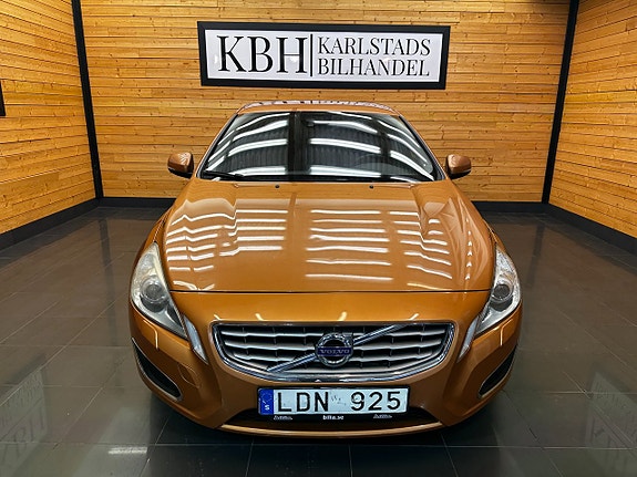 Volvo S60 9 of 23