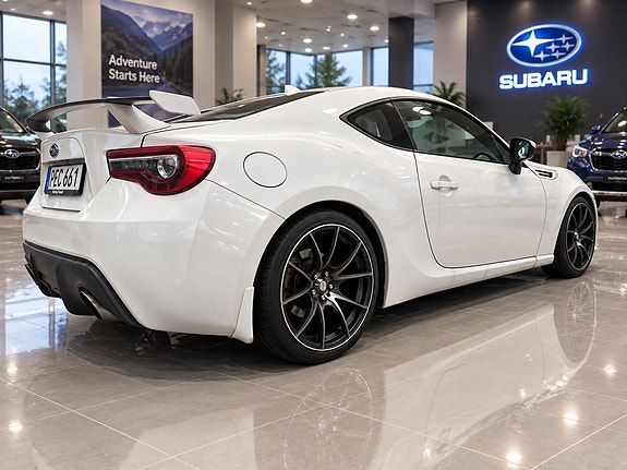 Subaru BRZ 4 of 10