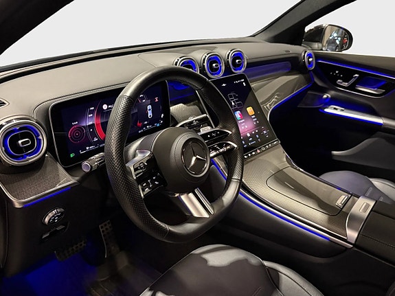 Mercedes-Benz GLC300 de 13 of 14