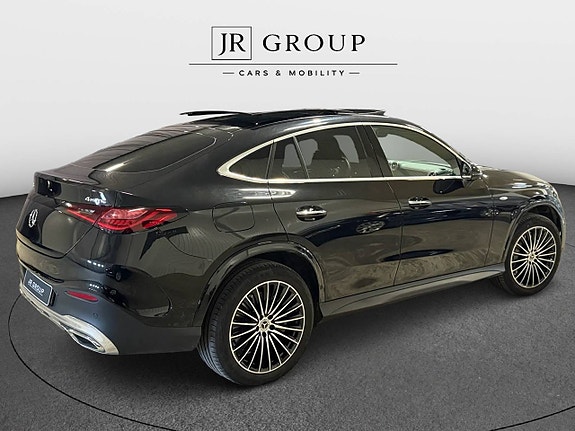 Mercedes-Benz GLC300 de 5 of 14