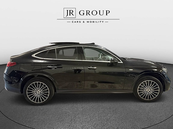 Mercedes-Benz GLC300 de 6 of 14