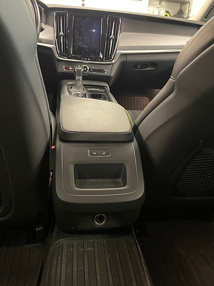 Volvo V90 8 of 9
