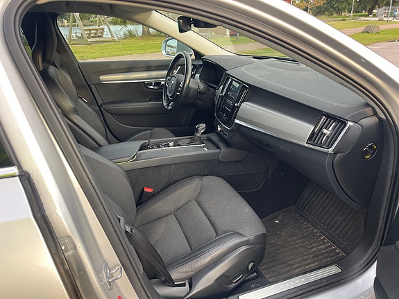 Volvo V90 7 of 9