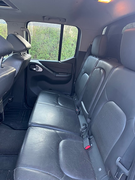 Nissan Navara 3 of 10