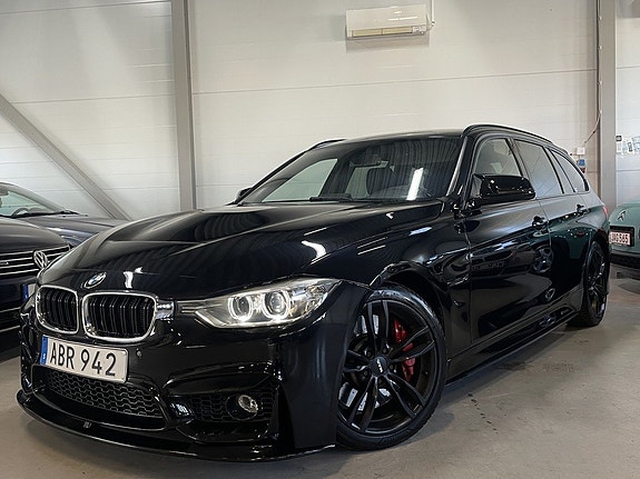 BMW 328i 3 of 30