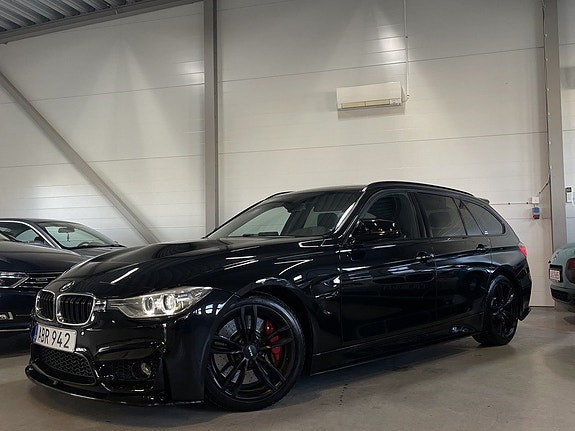 BMW 328i 2 of 30